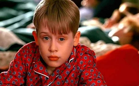 Evdə tək 1 Azərbaycan dilində